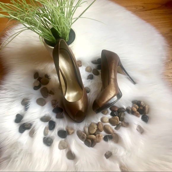 Nine West ‘Francisco’ Peep Toe Heels - Picture 2 of 8